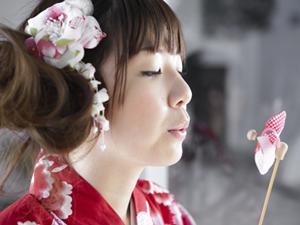 快適さとスタイルを両立！パーカーの選び方とおしゃれコーデ2025