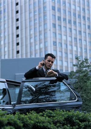 ジーンズメイト池袋本店：豊富な品揃えと便利なサービスを提供する人気ショップ